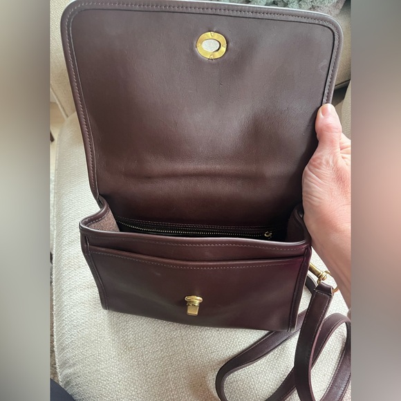 Vintage Coach Court Bag in brown - Picture 6 of 14